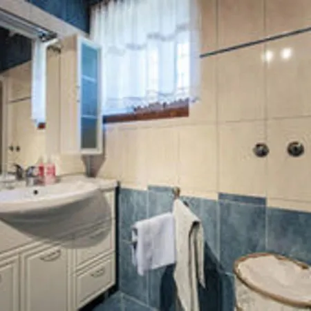 Дом отдыха In Vrsar With Private Pool